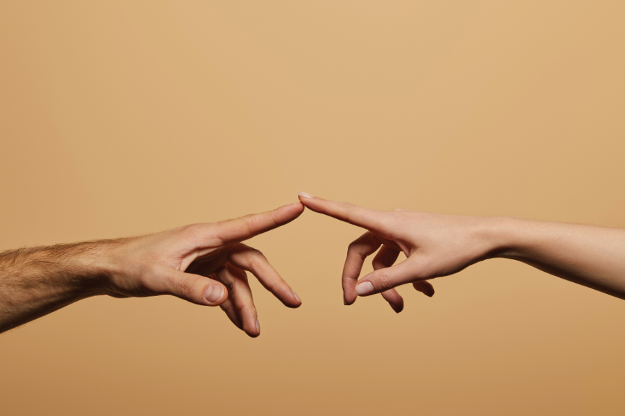 For Givaudan, neurocosmetics explore the complex relationship between the mind, emotions, and skin physiology.